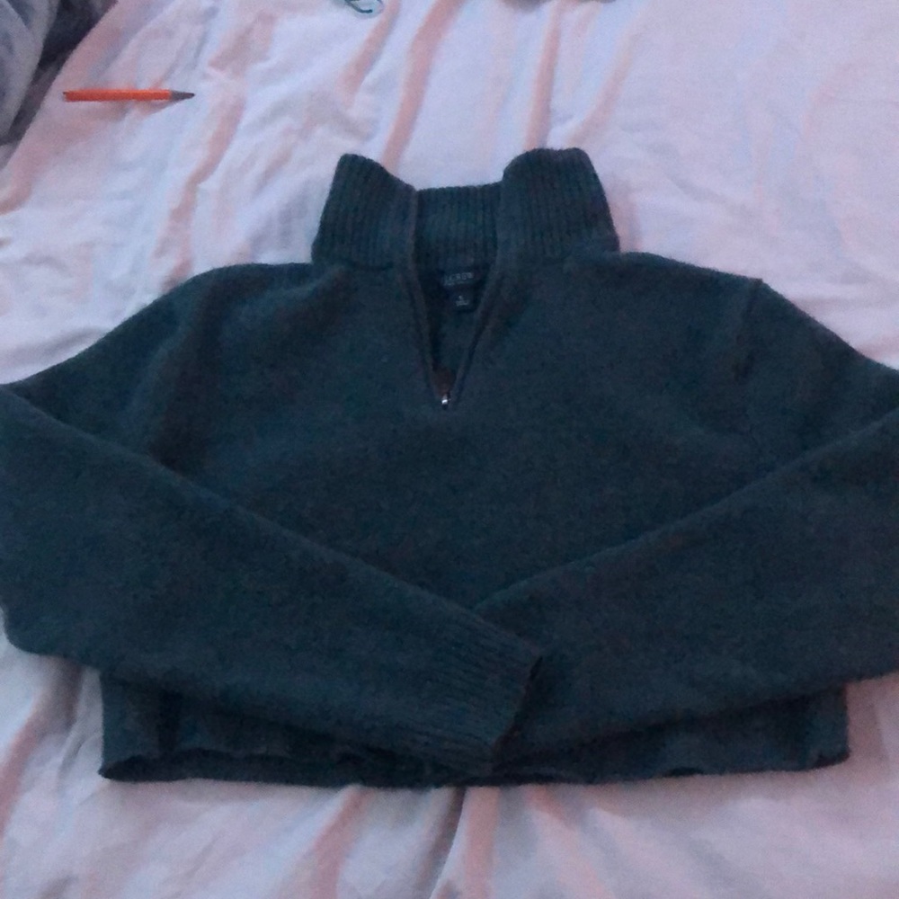 Women’s j crew cropped sweatshirt